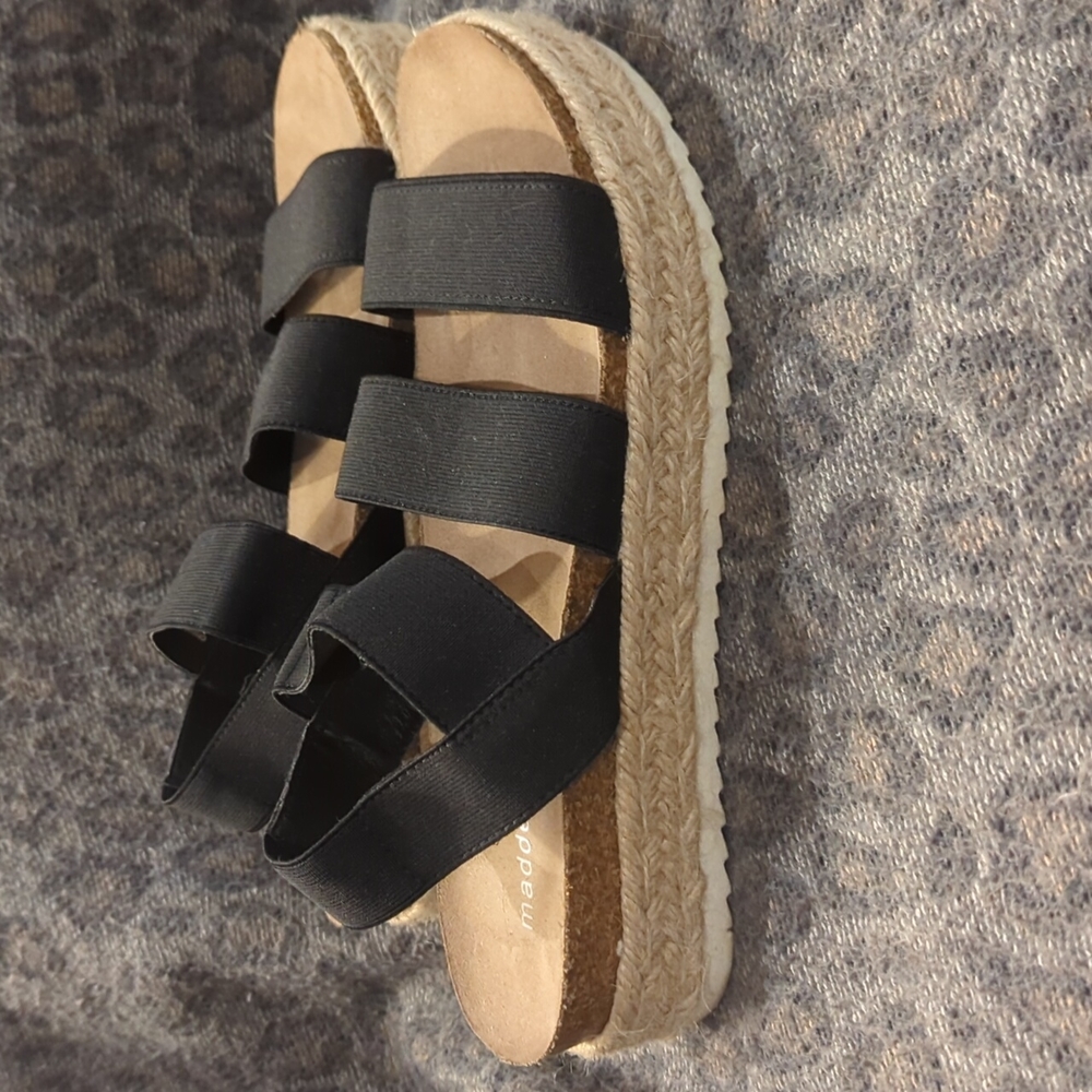 Madden Girl Platform Sandals Size 9